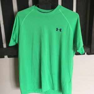 Loose green under armour